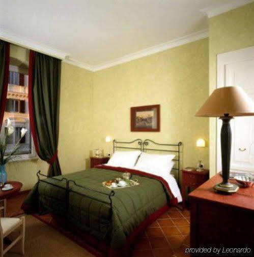 Caesar House Residenze Romane Alojamento de Acomodação e Pequeno-almoço
