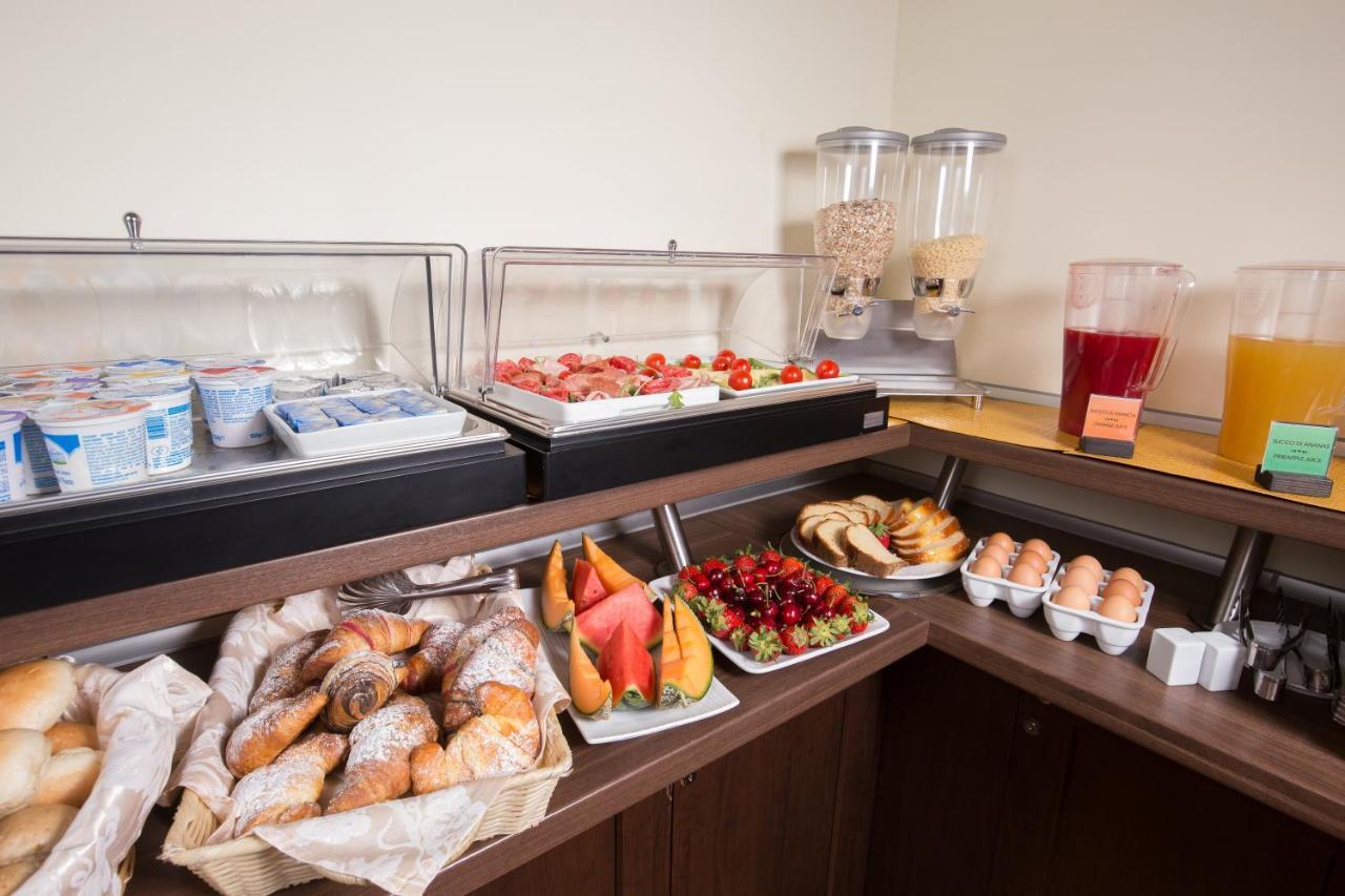 Alojamento de Acomodação e Pequeno-almoço Caesar House Residenze Romane Roma